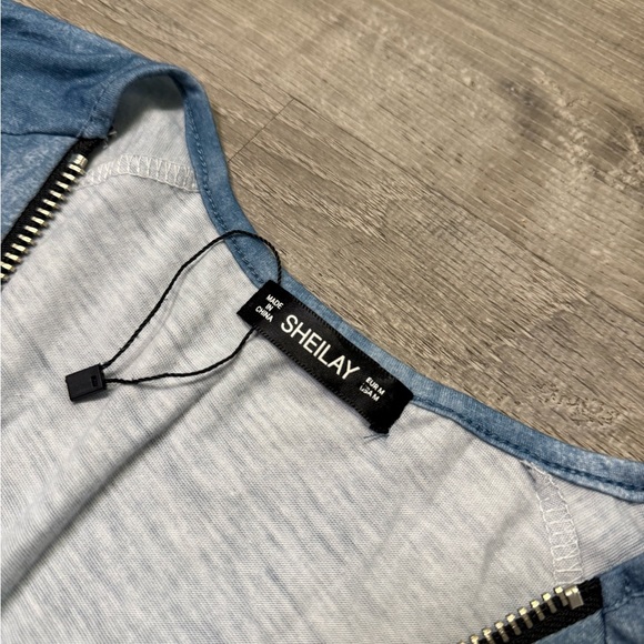 •SHEILAY• BLUE JEAN INSPIRED ZIPPER TOP - Picture 4 of 5